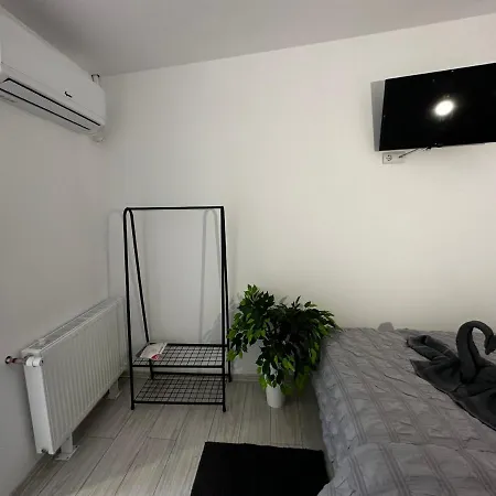 Πανσιόν Ana 2 Untold