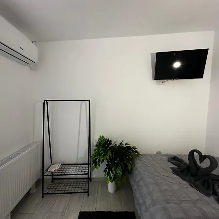 Πανσιόν Ana 2 Untold *